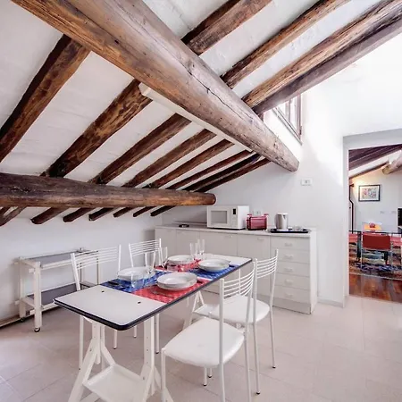 Altanaparlamento Roma